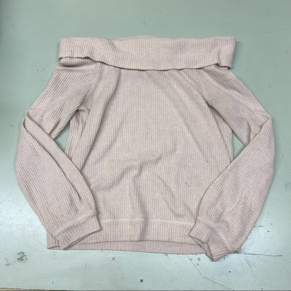 Abercrombie & Fitch Sweaters - A&F Beige Off the Shoulder Ribbed Sweater
